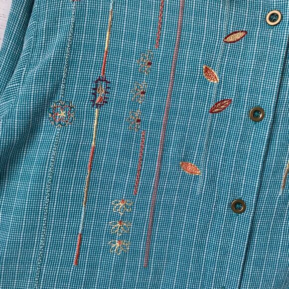 Vintage Koret Teal Blue Button Up Shirt Embroider Flowers Roll Tab Sleeves Small - Picture 15 of 16